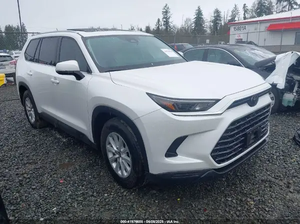 5TDACAB50RS009866 2024 TOYOTA HIGHLANDER - Image 1