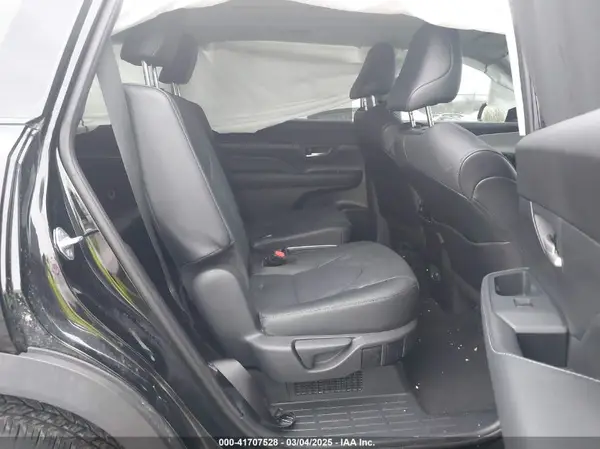 5TDACAB50RS015649 2024 TOYOTA HIGHLANDER - Image 8