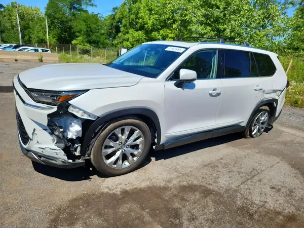 5TDACAB51RS005454 2024 TOYOTA HIGHLANDER - Image 1