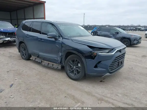 5TDACAB54RS020546 2024 TOYOTA HIGHLANDER - Image 1