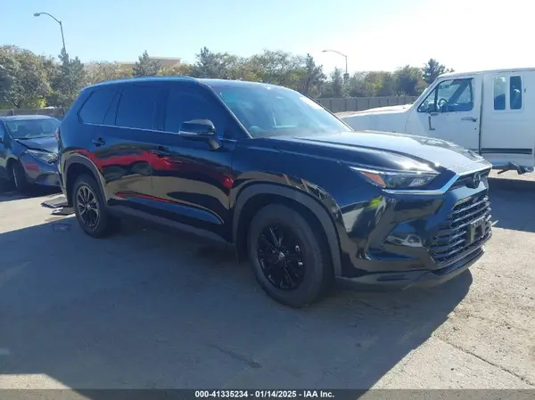5TDACAB55RS030180 2024 TOYOTA HIGHLANDER - Image 1