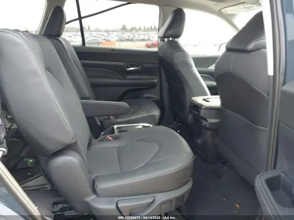 5TDACAB57SS033216 2025 TOYOTA HIGHLANDER - Image 8