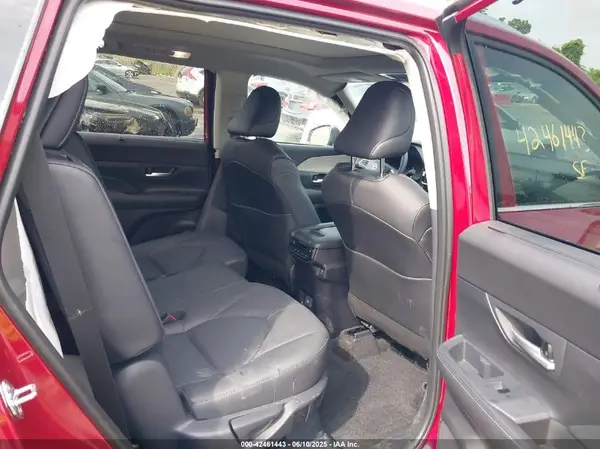 5TDACAB57SS036097 2025 TOYOTA HIGHLANDER - Image 8