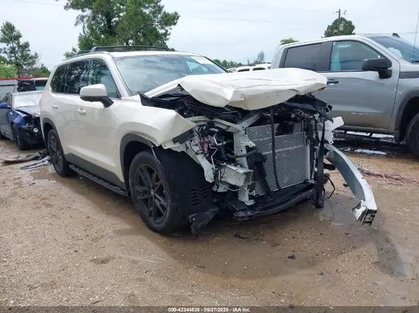 5TDACAB58RS016760 2024 TOYOTA HIGHLANDER - Image 1