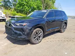 5TDACAB59TS074254 2026 TOYOTA HIGHLANDER