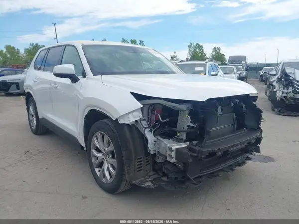 5TDACAB5XRS010667 2024 TOYOTA HIGHLANDER - Image 1