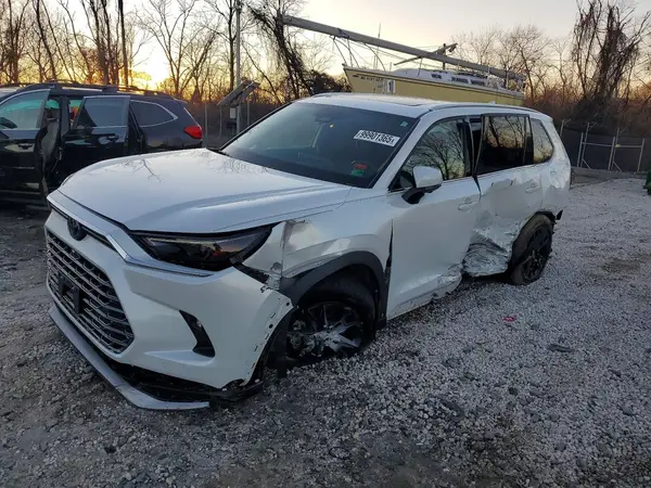 5TDADAB50RS002171 2024 TOYOTA HIGHLANDER - Image 1