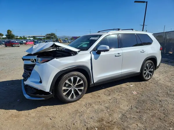 5TDADAB50TS046713 2026 TOYOTA HIGHLANDER - Image 1