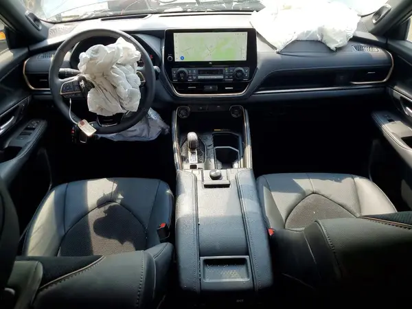 5TDADAB51SS025335 2025 TOYOTA HIGHLANDER - Image 8