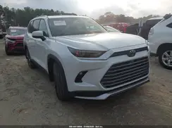 5TDADAB55TS031821 2026 TOYOTA HIGHLANDER