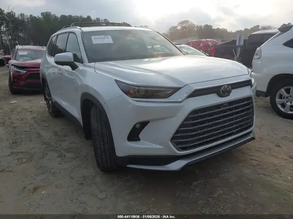 5TDADAB55TS031821 2026 TOYOTA HIGHLANDER - Image 1
