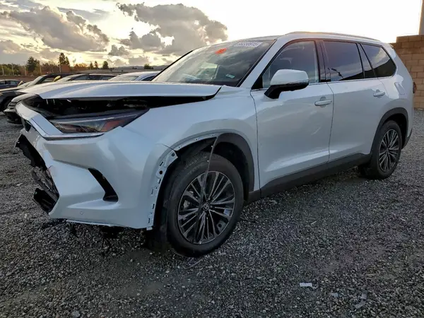 5TDADAB57RS009912 2024 TOYOTA HIGHLANDER - Image 1