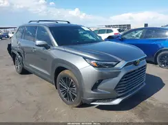 5TDADAB59TS029036 2026 TOYOTA HIGHLANDER
