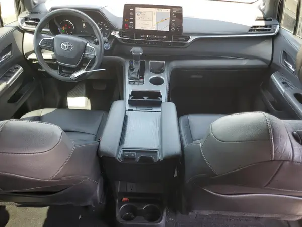 5TDASKFC0NS057881 2022 TOYOTA SIENNA - Image 8