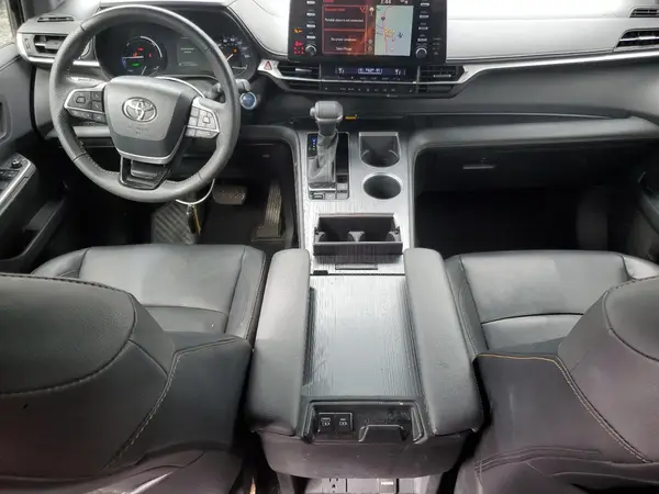 5TDASKFC7NS057392 2022 TOYOTA SIENNA - Image 8