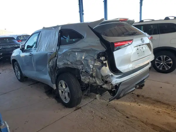 5TDBBRCH0MS514443 2021 TOYOTA HIGHLANDER - Image 2