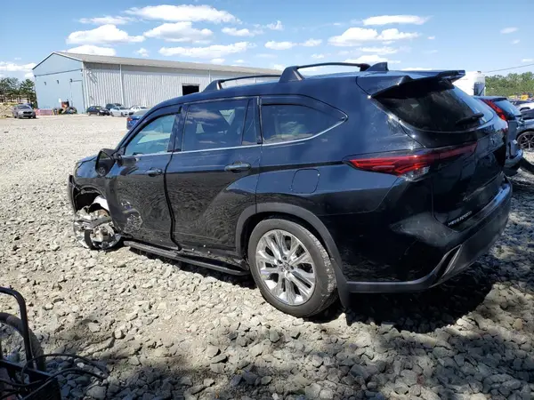 5TDBBRCH0MS525815 2021 TOYOTA HIGHLANDER - Image 2