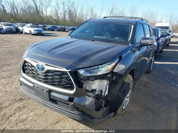 5TDBBRCH0PS577210 2023 TOYOTA HIGHLANDER - Image 2