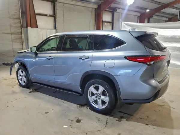 5TDBBRCH1MS063684 2021 TOYOTA HIGHLANDER - Image 2