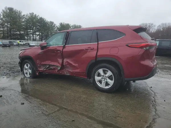 5TDBBRCH1MS518064 2021 TOYOTA HIGHLANDER - Image 2