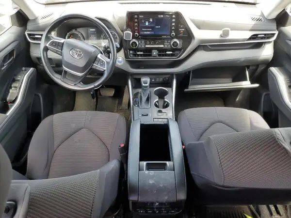 5TDBBRCH1NS087887 2022 TOYOTA HIGHLANDER - Image 8