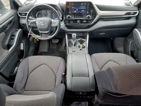 5TDBBRCH1NS554998 2022 TOYOTA HIGHLANDER - Image 8