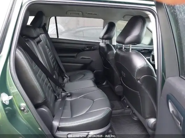 5TDBBRCH1PS562764 2023 TOYOTA HIGHLANDER - Image 8