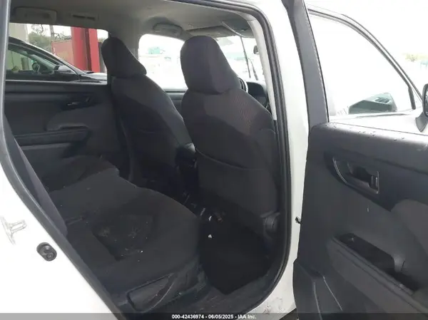 5TDBBRCH1PS570363 2023 TOYOTA HIGHLANDER - Image 8