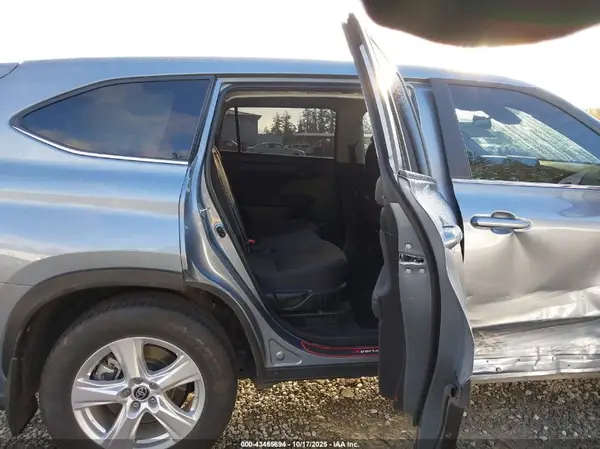 5TDBBRCH1RS143039 2024 TOYOTA HIGHLANDER - Image 8