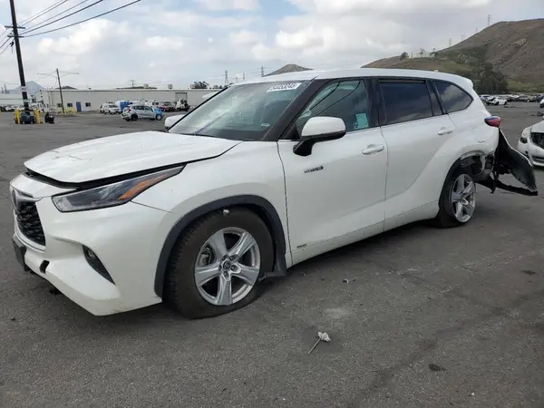 5TDBBRCH2MS520387 2021 TOYOTA HIGHLANDER - Image 1
