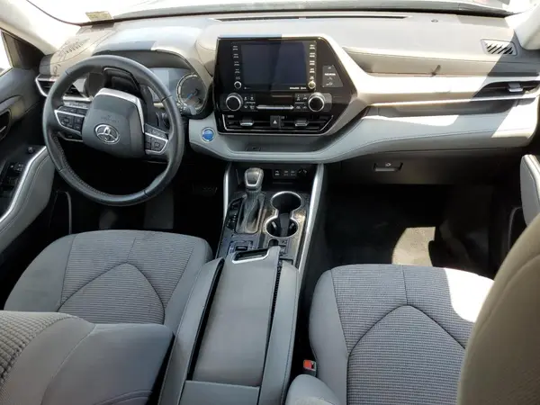 5TDBBRCH2NS102476 2022 TOYOTA HIGHLANDER - Image 8