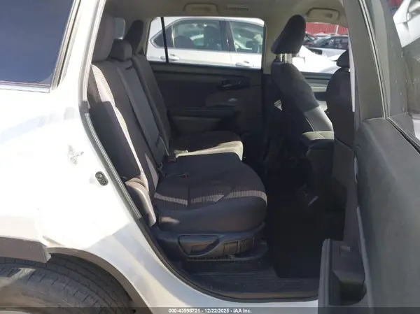 5TDBBRCH2PS564667 2023 TOYOTA HIGHLANDER - Image 8