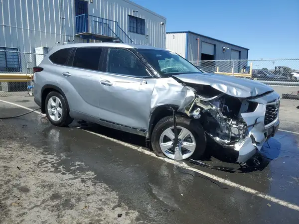 5TDBBRCH2RS602935 2024 TOYOTA HIGHLANDER - Image 8