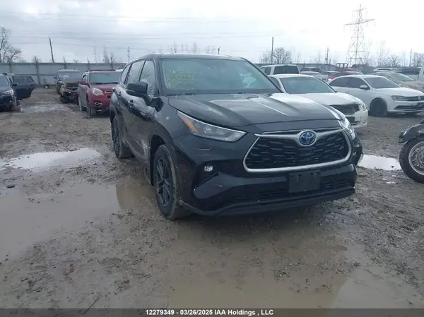 5TDBBRCH3MS520611 2021 TOYOTA HIGHLANDER - Image 1