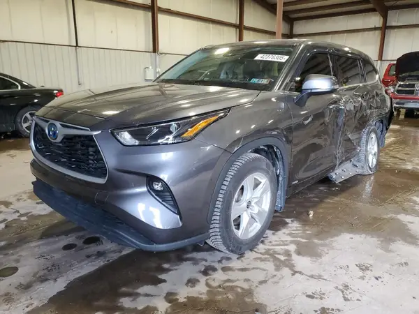 5TDBBRCH3NS541461 2022 TOYOTA HIGHLANDER - Image 1