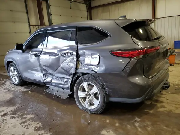 5TDBBRCH3NS541461 2022 TOYOTA HIGHLANDER - Image 2