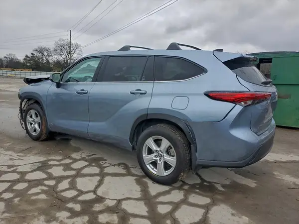 5TDBBRCH3PS585494 2023 TOYOTA HIGHLANDER - Image 2