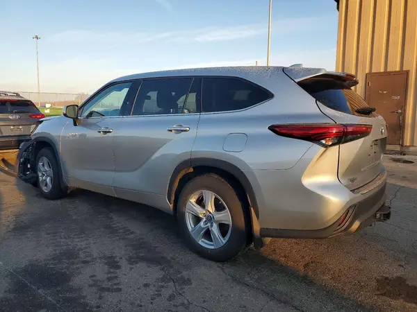5TDBBRCH4LS002960 2020 TOYOTA HIGHLANDER - Image 2