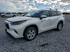 5TDBBRCH4MS517782 2021 TOYOTA HIGHLANDER