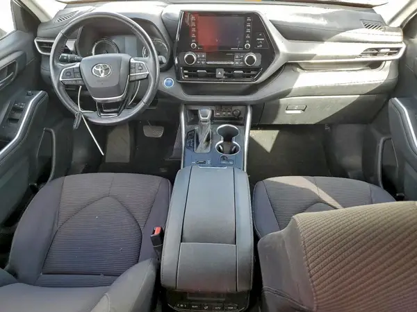 5TDBBRCH4MS517782 2021 TOYOTA HIGHLANDER - Image 8