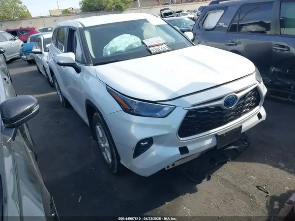 5TDBBRCH5PS563559 2023 TOYOTA HIGHLANDER - Image 1
