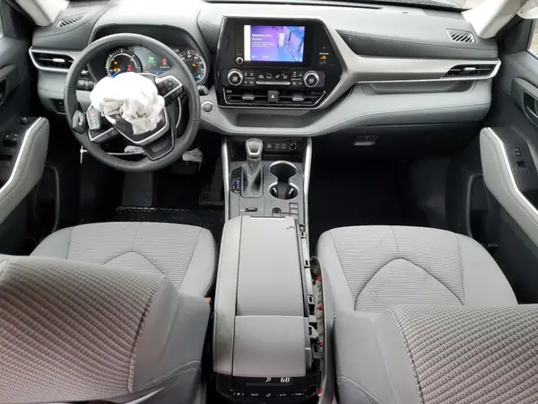 5TDBBRCH5PS586128 2023 TOYOTA HIGHLANDER - Image 8