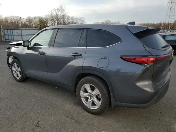 5TDBBRCH5PS589398 2023 TOYOTA HIGHLANDER - Image 2