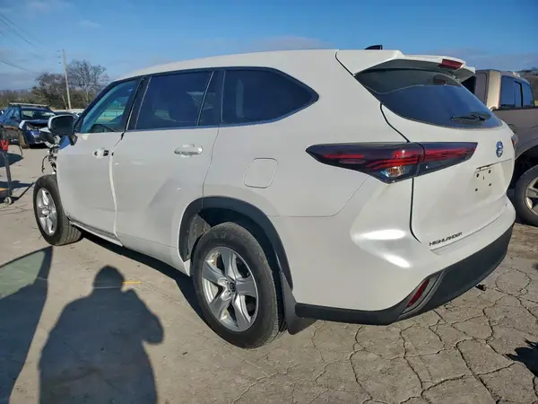 5TDBBRCH5RS610978 2024 TOYOTA HIGHLANDER - Image 2