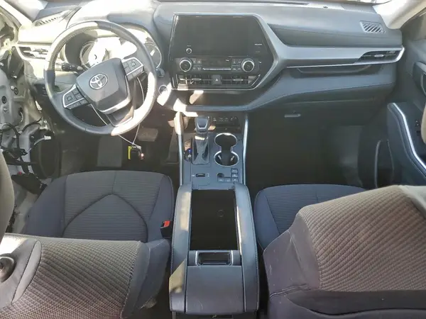 5TDBBRCH5RS610978 2024 TOYOTA HIGHLANDER - Image 8
