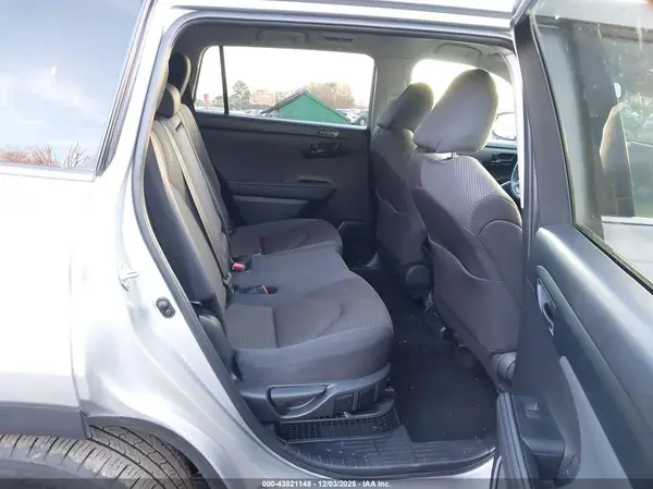 5TDBBRCH5RS616943 2024 TOYOTA HIGHLANDER - Image 8