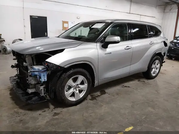 5TDBBRCH6LS507978 2020 TOYOTA HIGHLANDER - Image 2