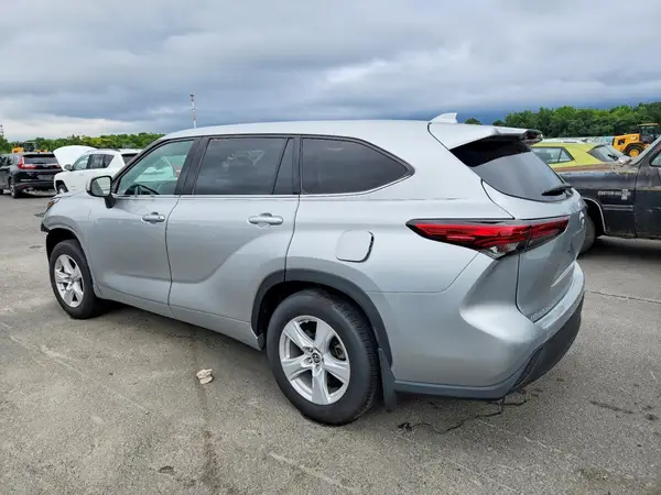 5TDBBRCH6MS521249 2021 TOYOTA HIGHLANDER - Image 2