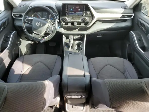 5TDBBRCH6NS555855 2022 TOYOTA HIGHLANDER - Image 8
