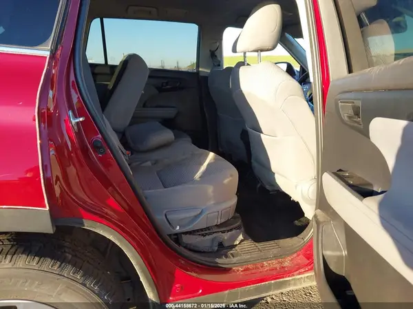 5TDBBRCH6PS109076 2023 TOYOTA HIGHLANDER - Image 8